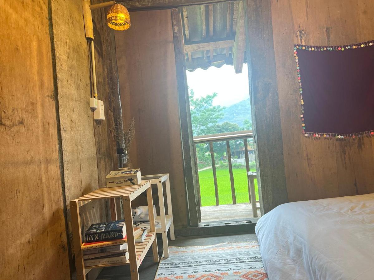 Du Gia Thu'S Homestay Làng Cac Esterno foto