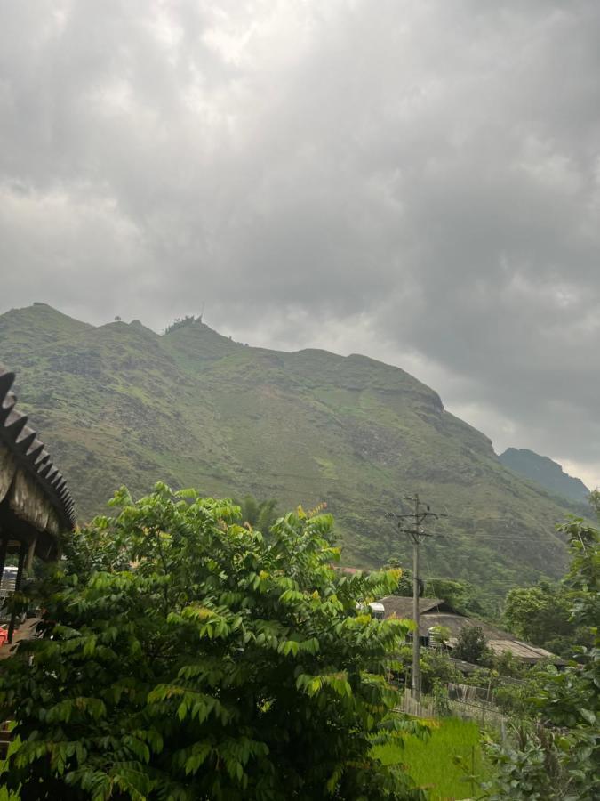 Du Gia Thu'S Homestay Làng Cac Esterno foto