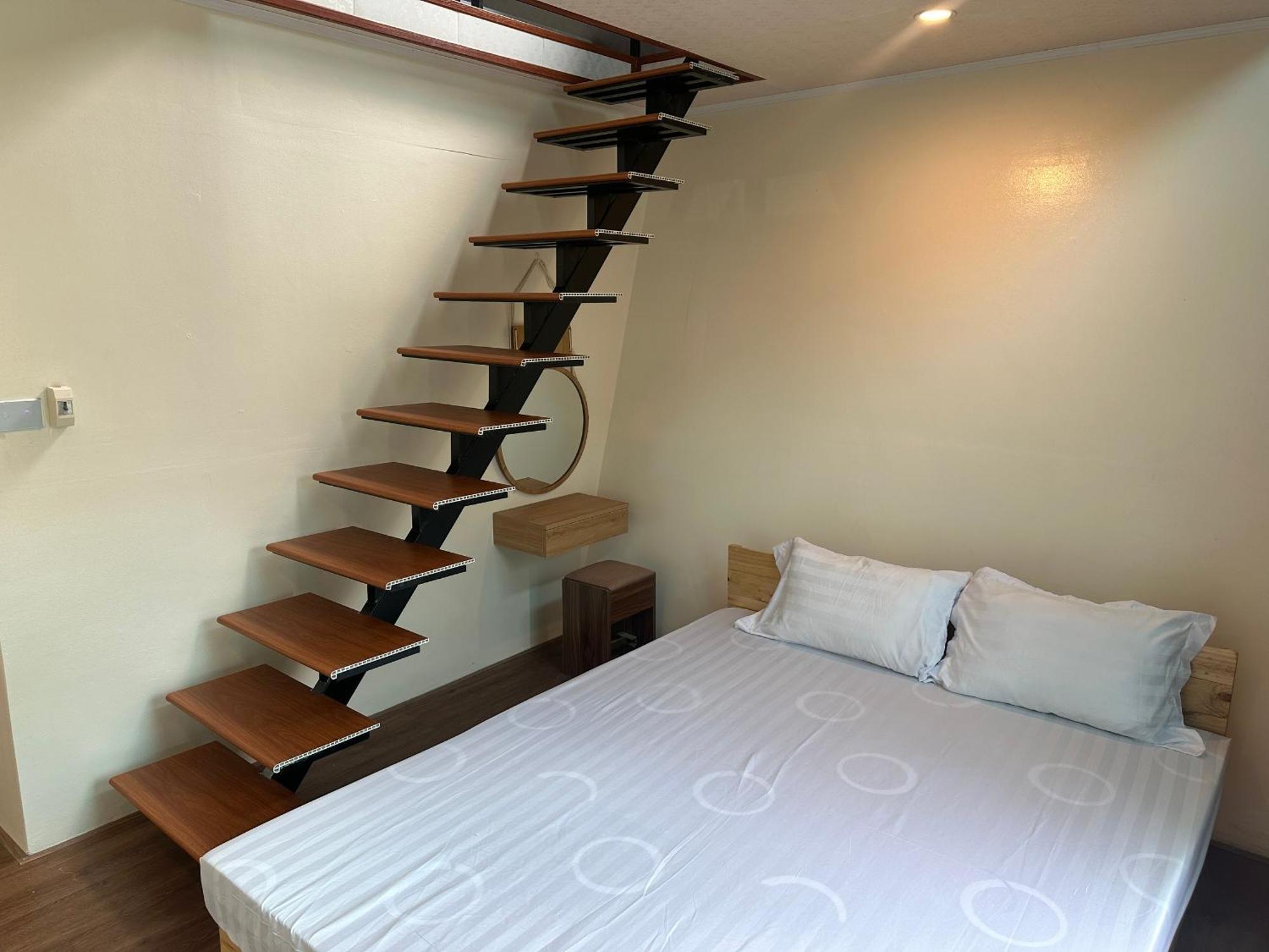 Du Gia Thu'S Homestay Làng Cac Esterno foto