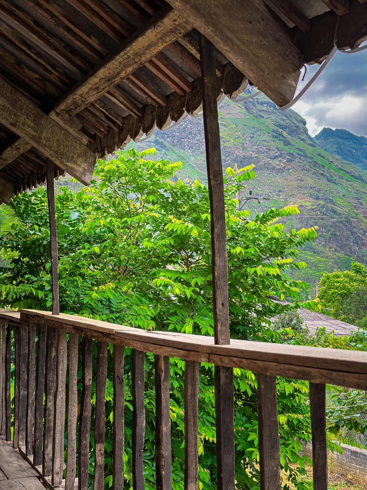 Du Gia Thu'S Homestay Làng Cac Esterno foto